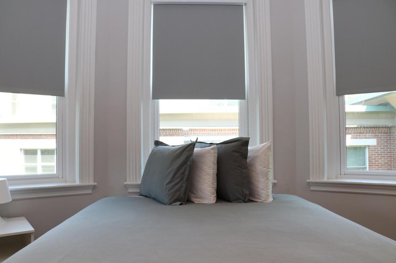 A Stylish Stay W/ A Queen Bed, Heated Floors.. #14 Brookline Exterior photo